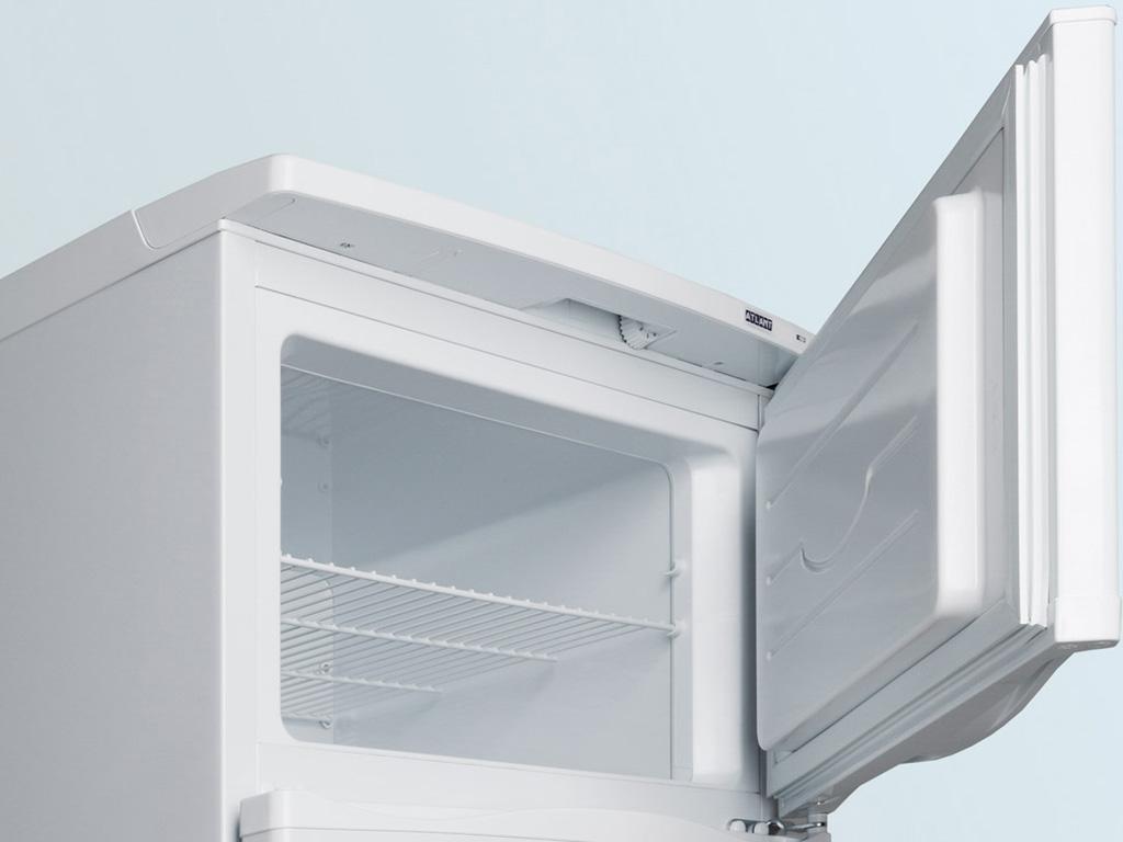 Дефекты холодильников с верхним расположением морозильной камеры